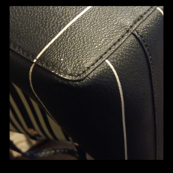 Tory Burch Crossbody Or Shoulder Tote, Striped in Black and White (EUC) - Picture 11 of 16